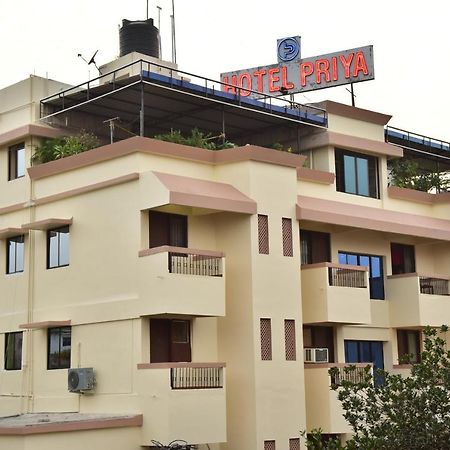 בובנשוואר Hotel Priya מראה חיצוני תמונה